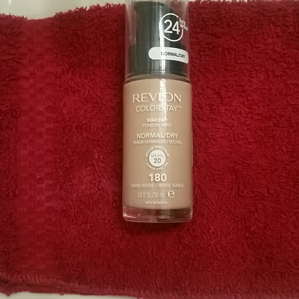 💣Revlon Color Stay Foundation 24 hr wear